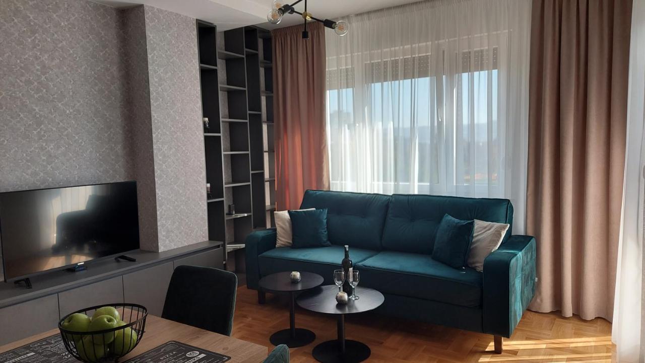 Apartman Green Lux Banyaluka Dış mekan fotoğraf