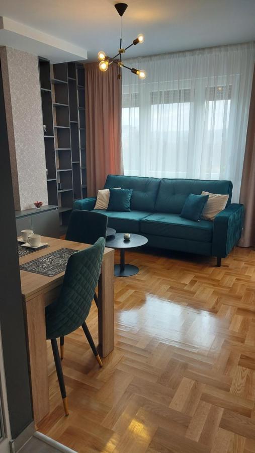 Apartman Green Lux Banyaluka Dış mekan fotoğraf